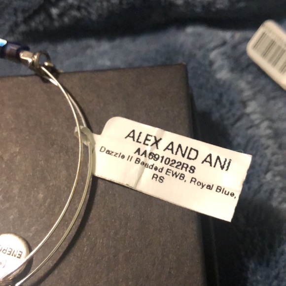 NWT Alex and Ani Dazzle Beaded Bracelet Royal Blue - Picture 3 of 4